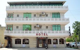 Hotel O Royal Estate